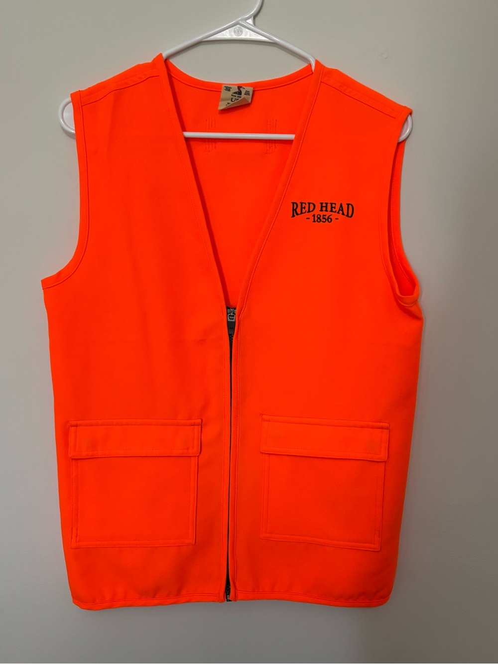 Red head large vest